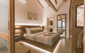 Zoella Earth Suites